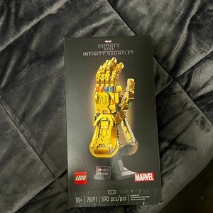 Lego x Marvel Infinity Gauntlet, Brand New, Never opened